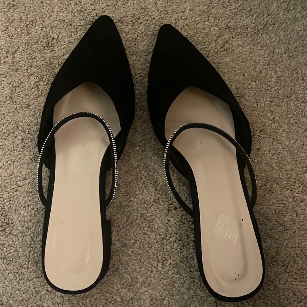 I bought the wrong size so these were too small. Barely worn. Great condition.